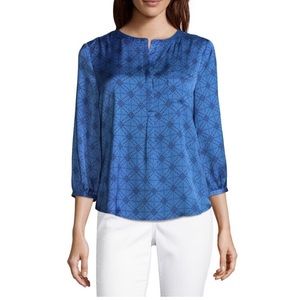 3/4 Sleeve Woven Blouse